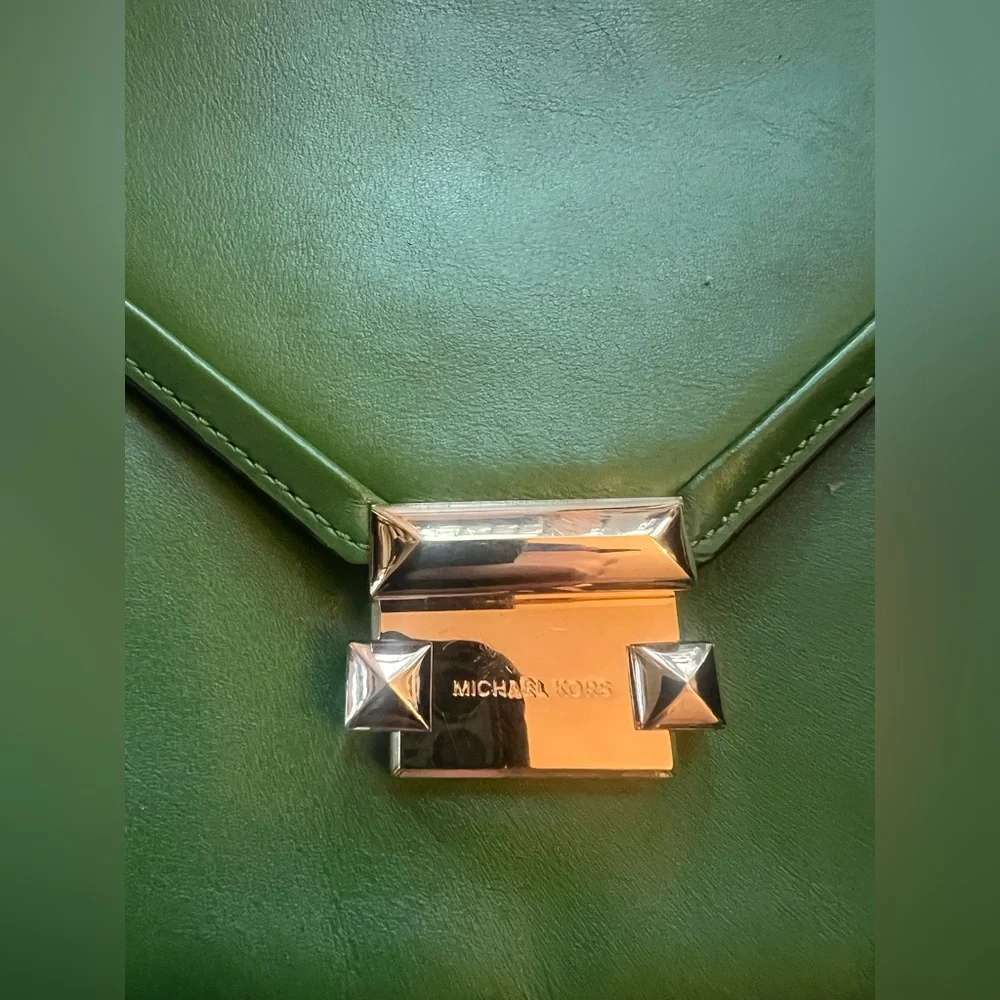 Michael Kors Vibrant Green Leather & Gold Accent Whitney Shoulder Bag, EUC - Picture 2 of 10